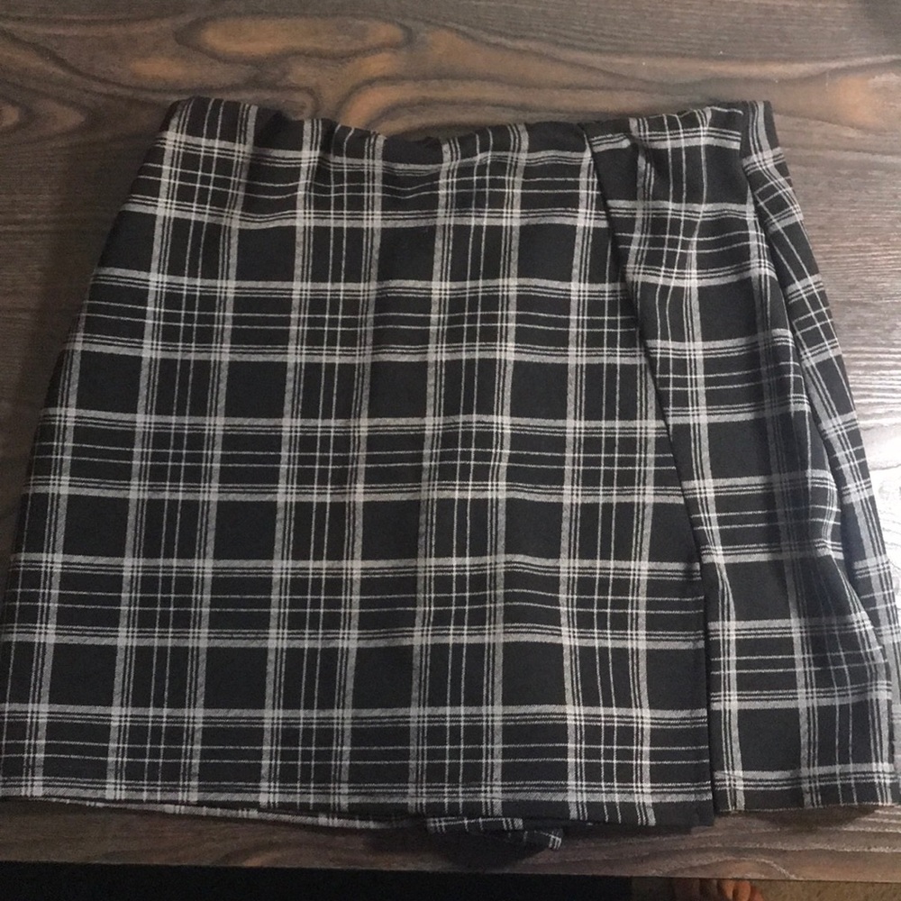 Plaid mini skort